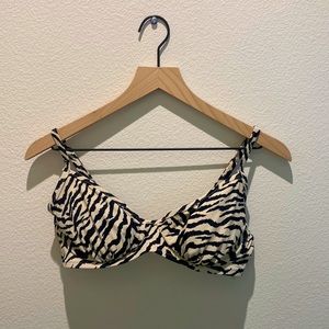 Zebra Bathing suit top from shade & shore